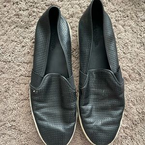 Vince sneakers size 9